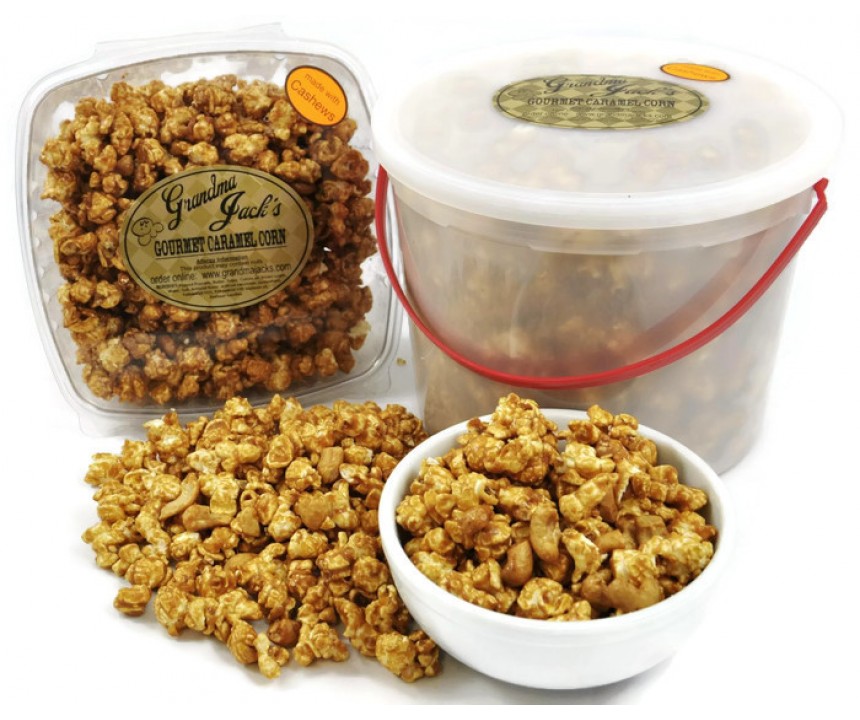 Gourmet Caramel Corn with Peanuts